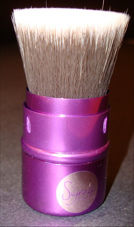 Sigma Hollywood Glamour Flat Top Retractable Kabuki Brush