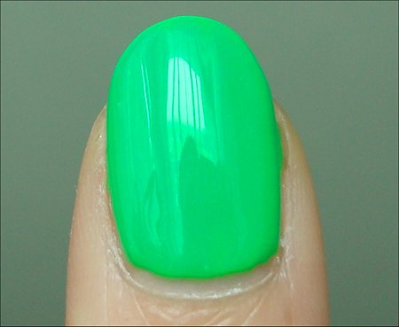 China Glaze Kiwi Cool-Ada Swatches & Review