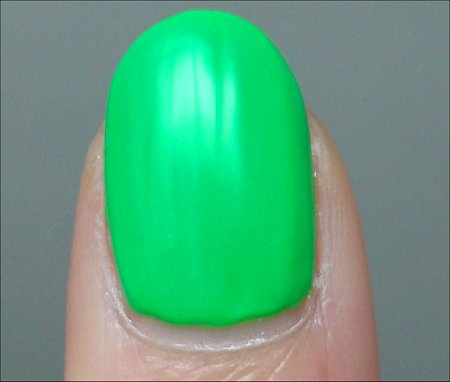 China Glaze Kiwi Coolada Swatches & Review