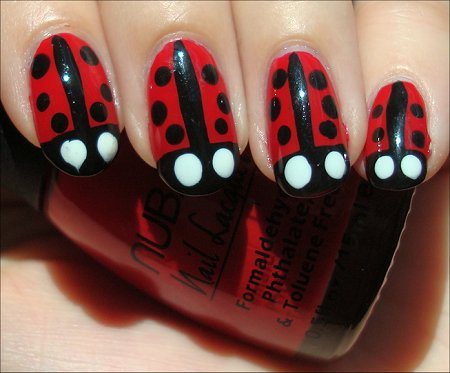 Ladybug Nails Nail-Art Tutorial & Swatches