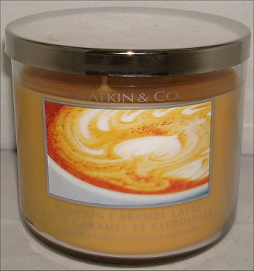 Slatkin & Co. Pumpkin Caramel Latte Candle Review & Pictures