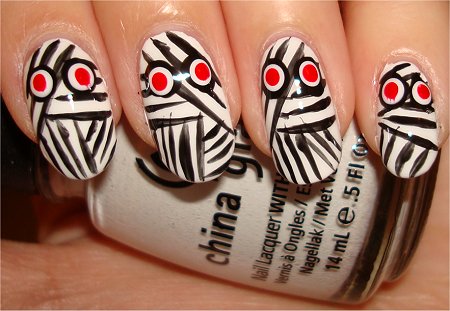 Flash Mummy Nails Nail Art Tutorial & Pictures