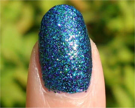 Sunlight Nicole by OPI Kardashian Kolors Collection Swatches & Review Kendall on the Katwalk Swatch & Review