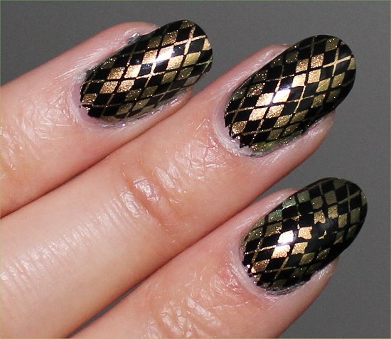 Chanel Peridot Nail-Art Konadicure Stamping