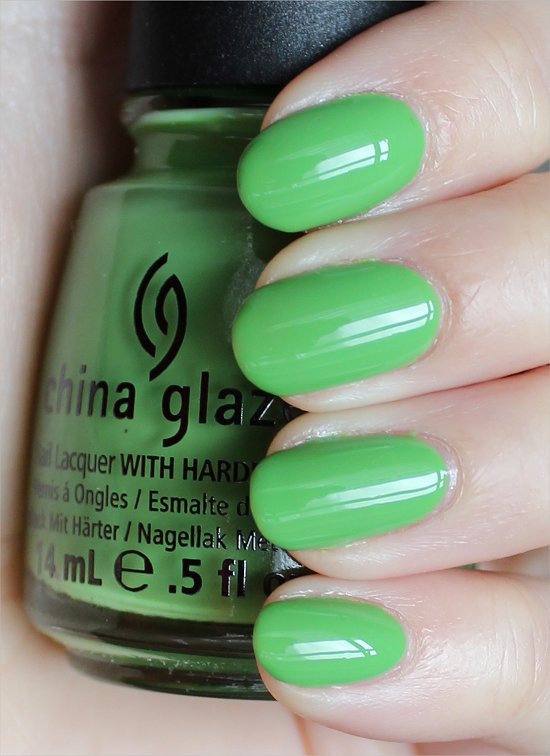 China Glaze Gaga For Green Swatches & Review