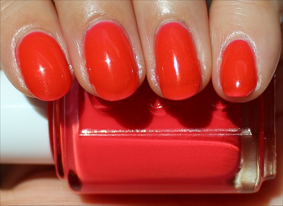 Essie Camera Review & Swatch