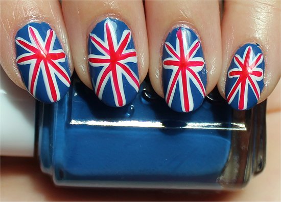 British Union Jack Nails Nail-Art Tutorial & Photos