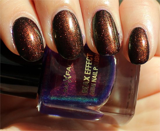 Max Factor Fantasy Fire Max Effect Mini Nail Polish