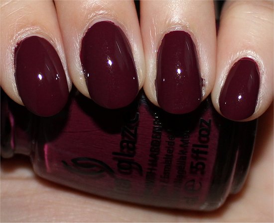 China-Glaze-Perfect-Plum-On-Safari