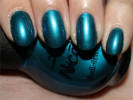 Nicole-by-OPI-Deck-the-Dolls-Swatch-Review-Pictures