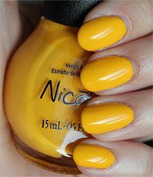 Nicole-by-OPI-Hit-the-Lights-Swatches-Review