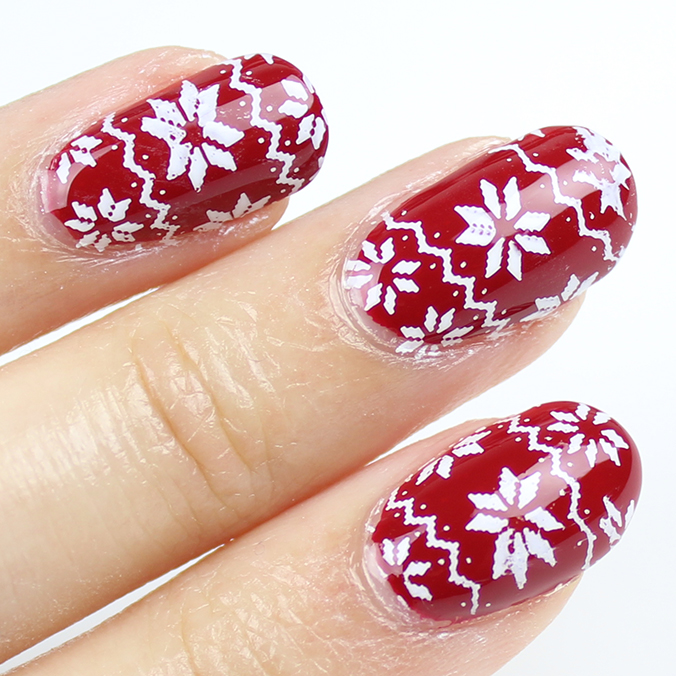 Nail Art Ugly Christmas Sweater Nails