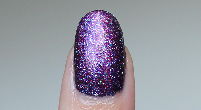 Madam Glam Holo Fever Nail Swatch