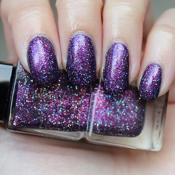 Madam Glam Holo Fever Swatch Swatches